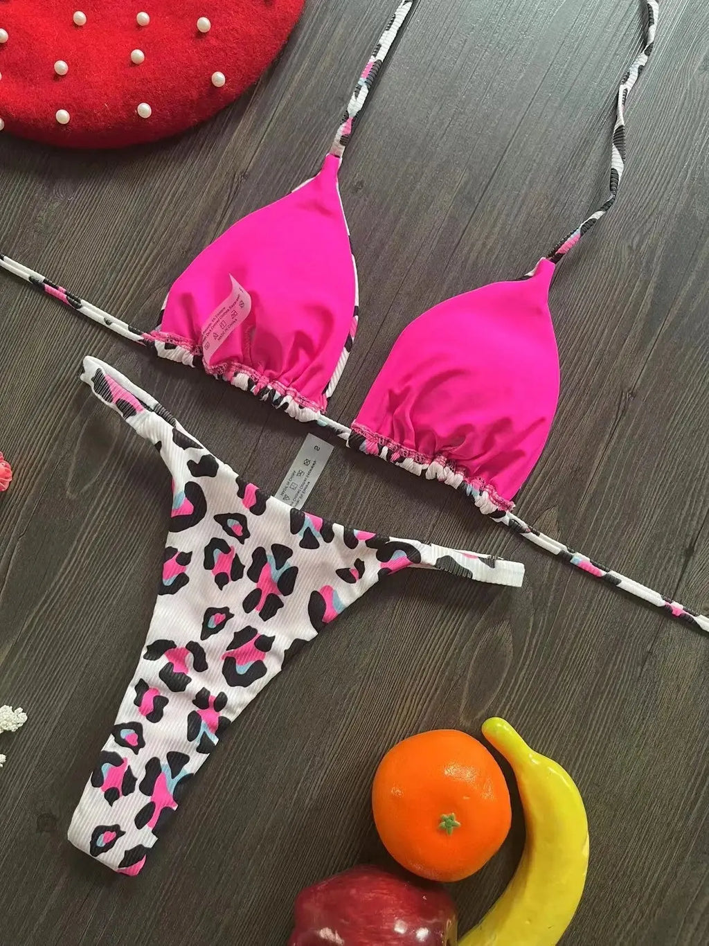 Women's printed quick-dry bikini set with high elasticity nylon fabric and cotton lining for swimming