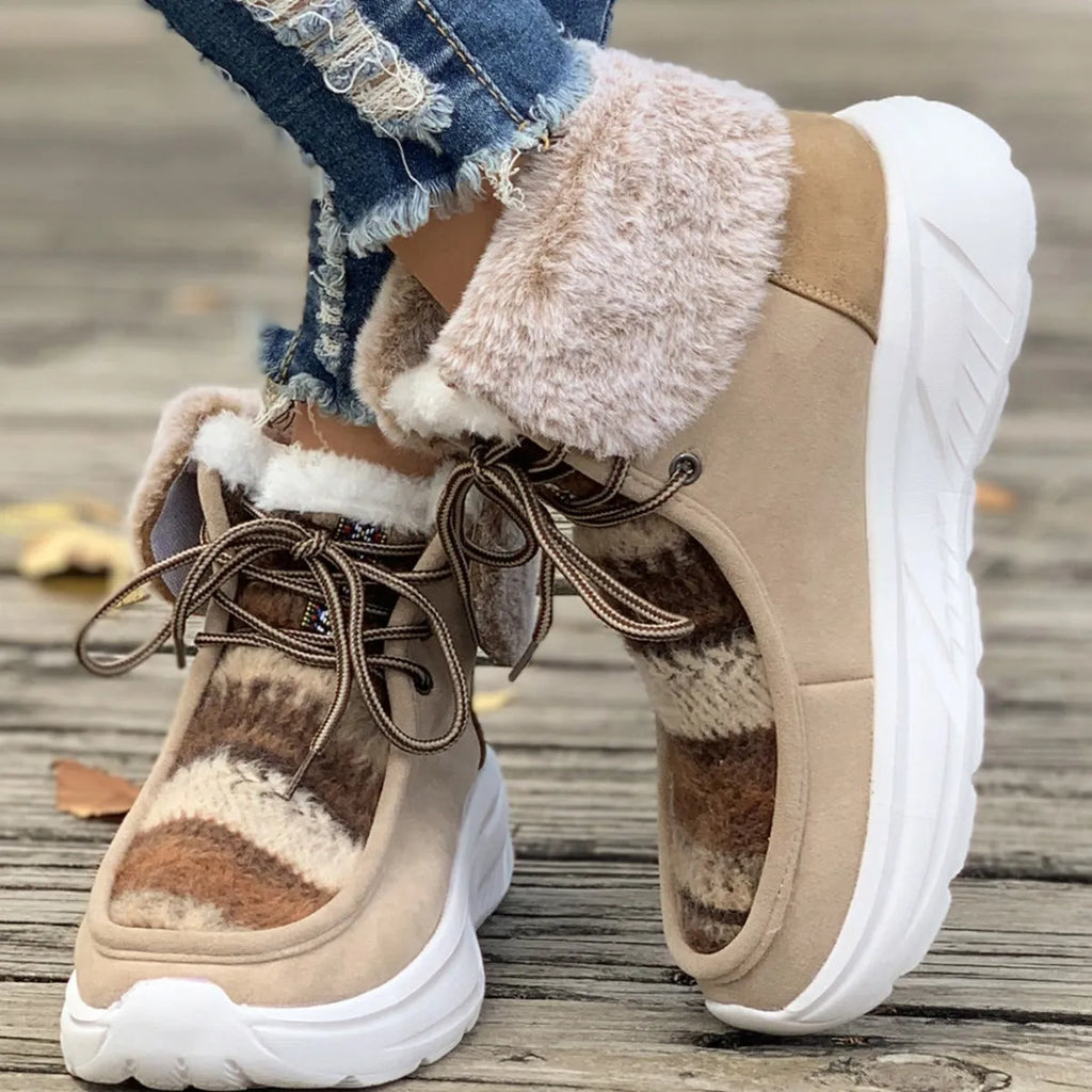 Women's beige lace-up snow boots with thermal lining and non-slip rubber soles