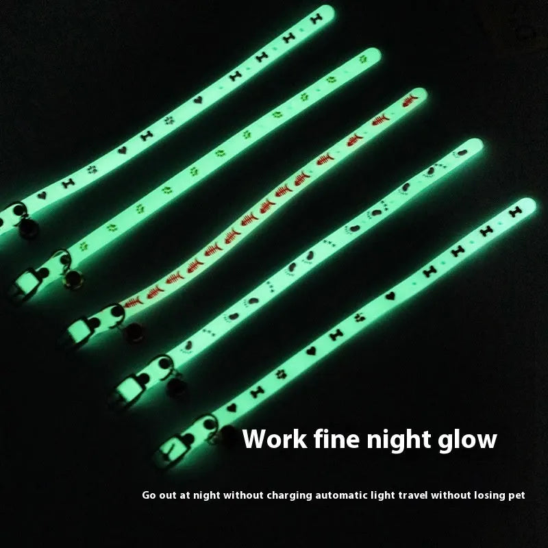 Luminous cat collar with adjustable silicone chain showing fishbone pattern design and metal bell