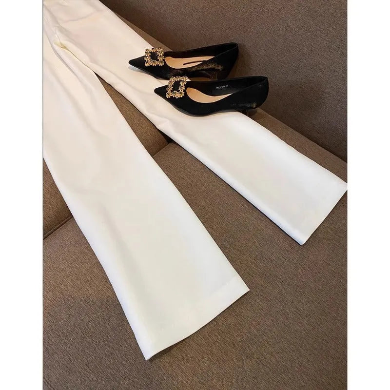 White polyester women's two-piece suit set with top and trousers, conventional sleeve, sizes S to 3XL