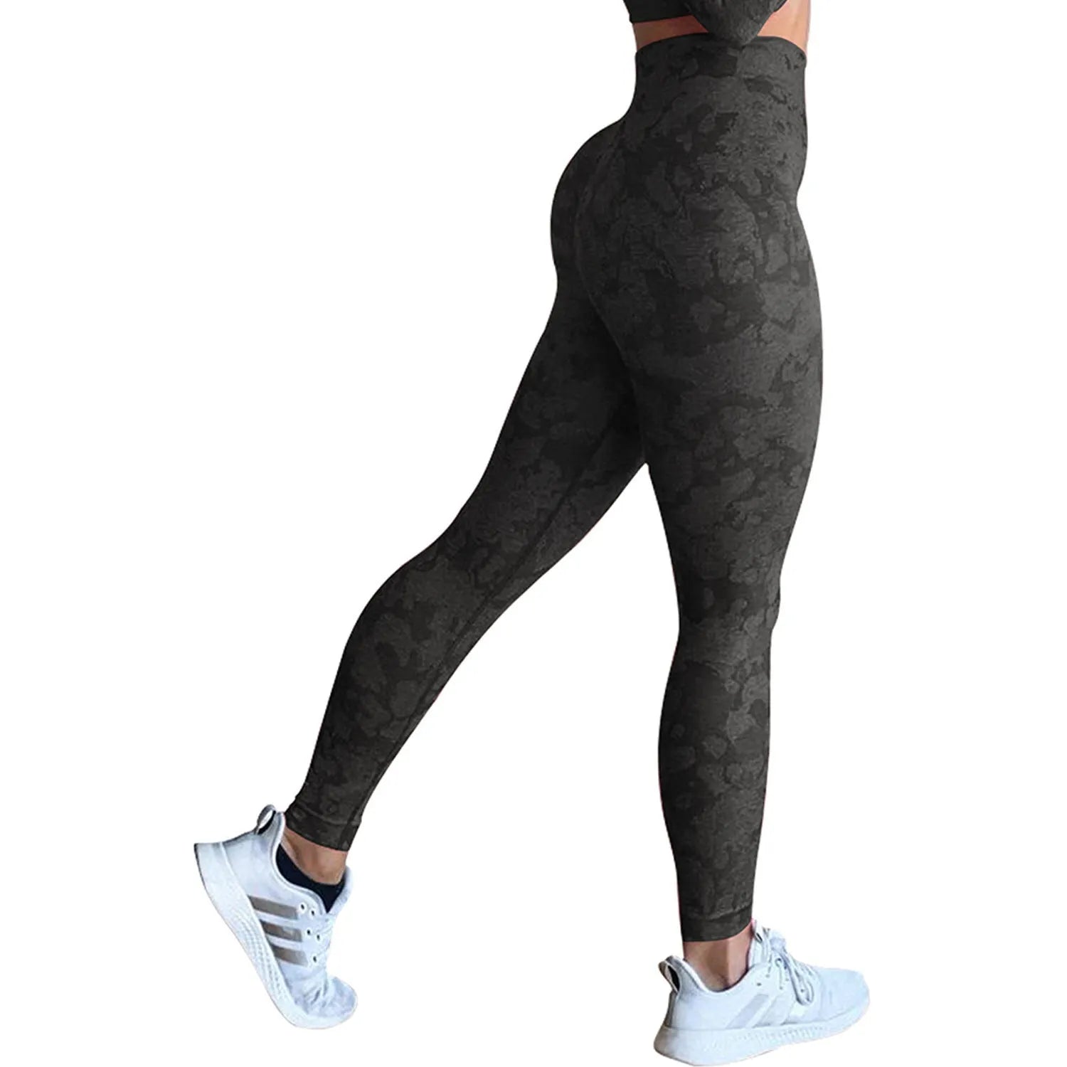 Women's push-up booty leggings in a solid colour pattern for fitness and gym workouts.