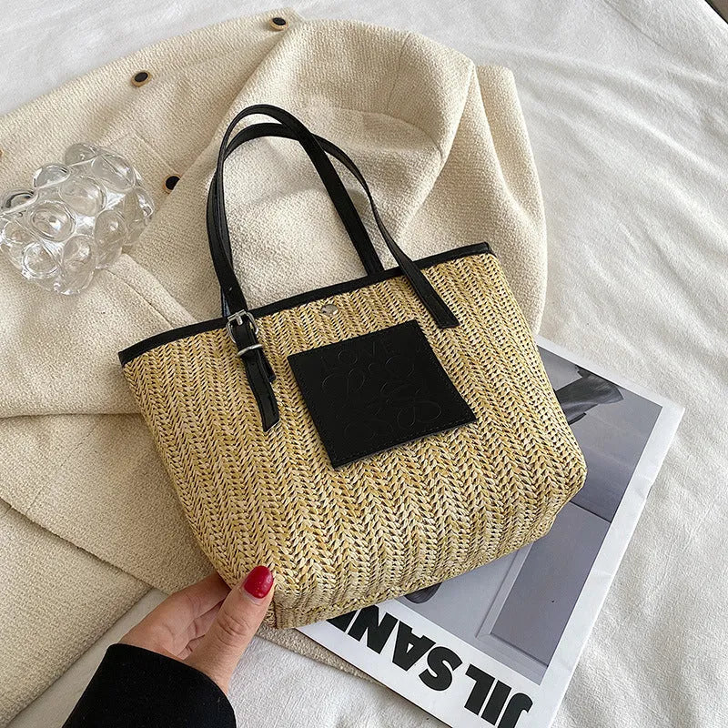 Spring straw woven women's large capacity shoulder bag in European American retro style with three-dimensional pocket