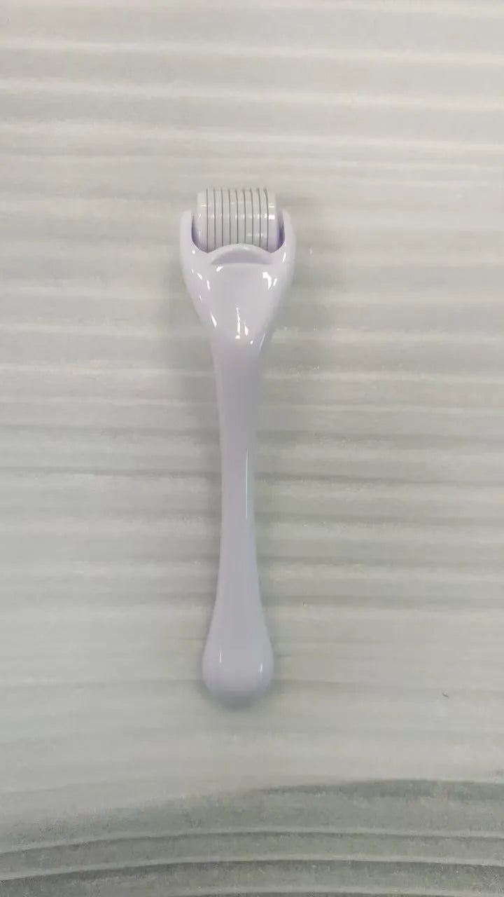 540 Micro Needle Roller device with mechanical font size display showing needle specification