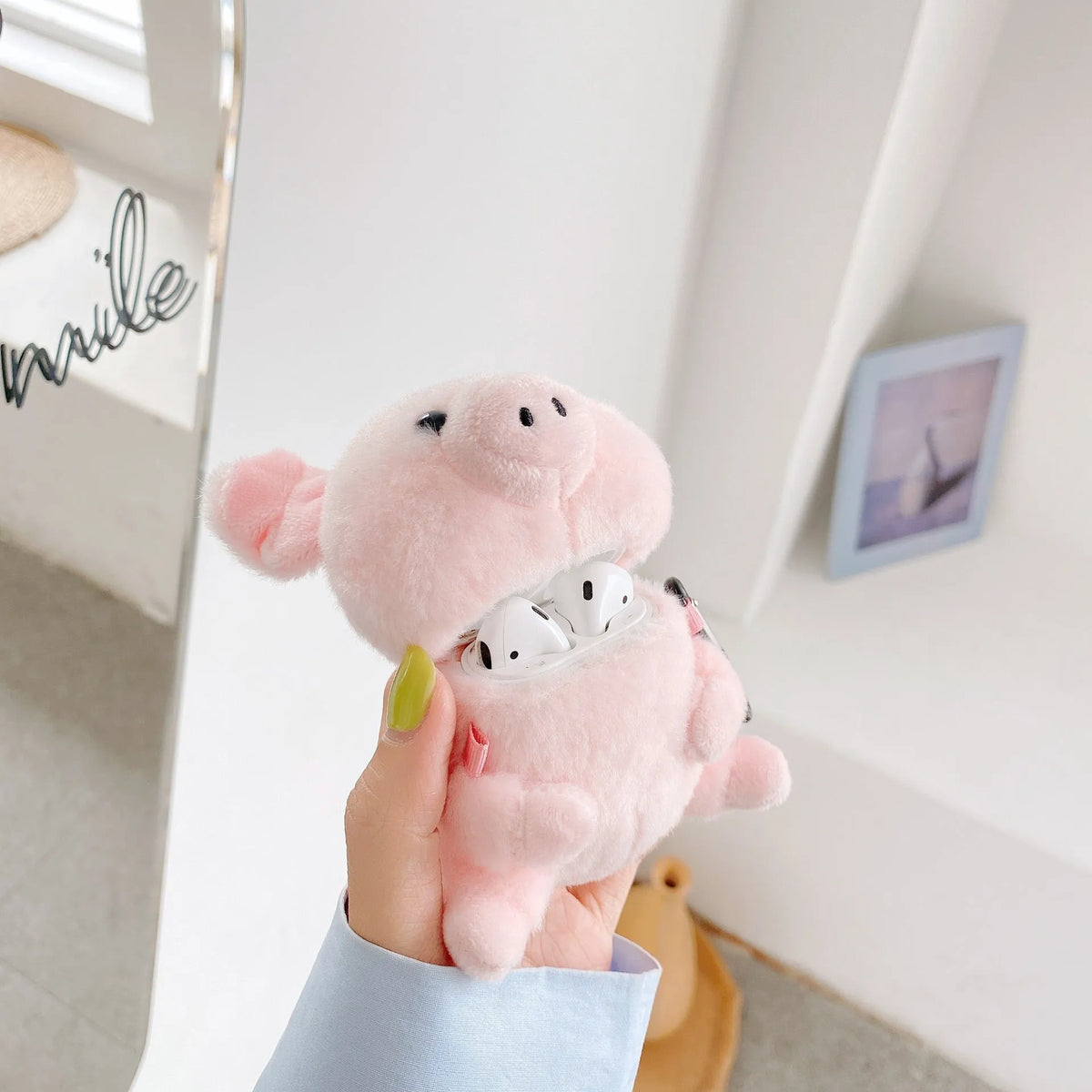 Pink pig cartoon plush earphone case for Apple AirPods 1 and 2, PC back cover shell with injection moulded design