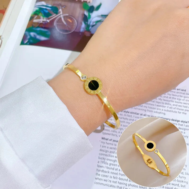 Roman titanium steel bracelet with electroplated gold or silver finish, retro fashion design, single bracelet.