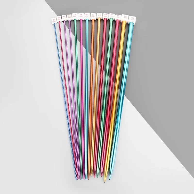Set of aluminium crochet hooks with protective caps in multiple sizes from 2.0mm to 10.0mm.