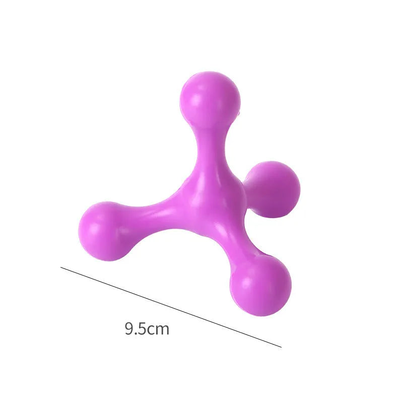Beef-flavoured silicone chew toy for small and medium dogs with three-legged design