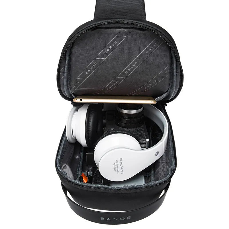 Men's black Oxford cloth shoulder bag with a USB charging port for business travel.