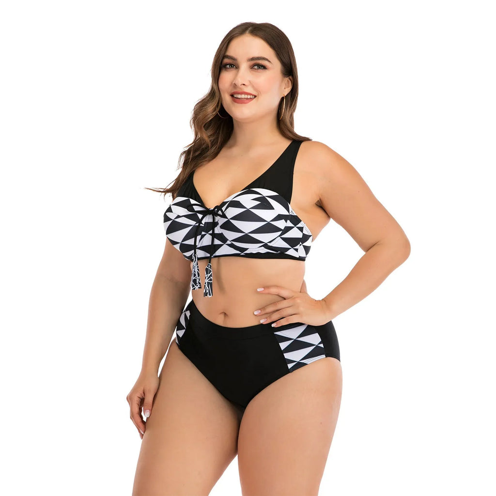Big cup ladies swimsuit in black, nylon polyester fabric with polyester fibre lining, sizes L to 4XL