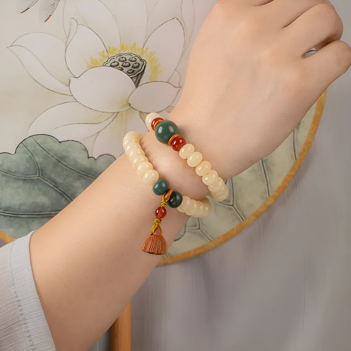 Cream Bodhi root wooden bracelet with 6 x 9mm flat round beads and double ring design for 15-20cm wrist