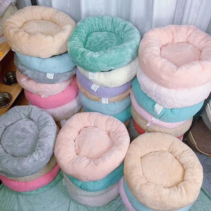 Round cloth dog mat in S 35cm, M 45cm, or L 58cm, random colour, one pet pad per order