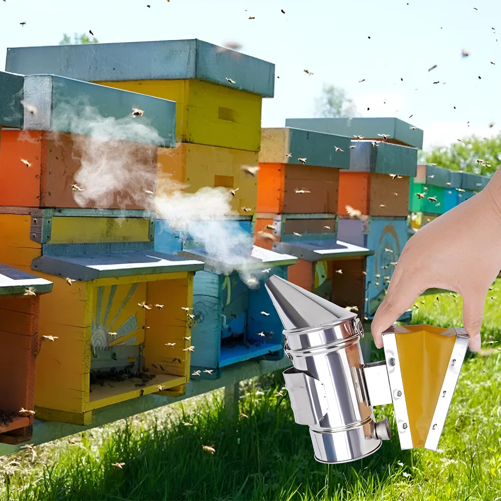 Stainless steel bee smoker with leather bellows, portable small bee smoke fogging machine for hive inspection