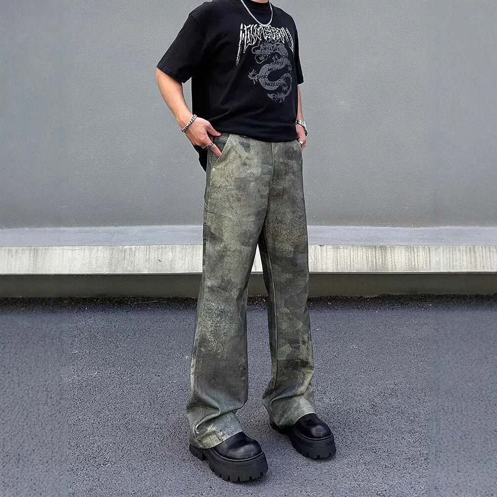 Men's retro digital camouflage jeans with straight leg cut in cotton denim fabric
