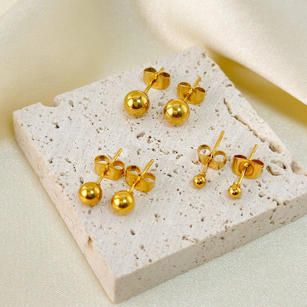 Stainless steel ball stud earrings with 18K electroplating in minimalist round design