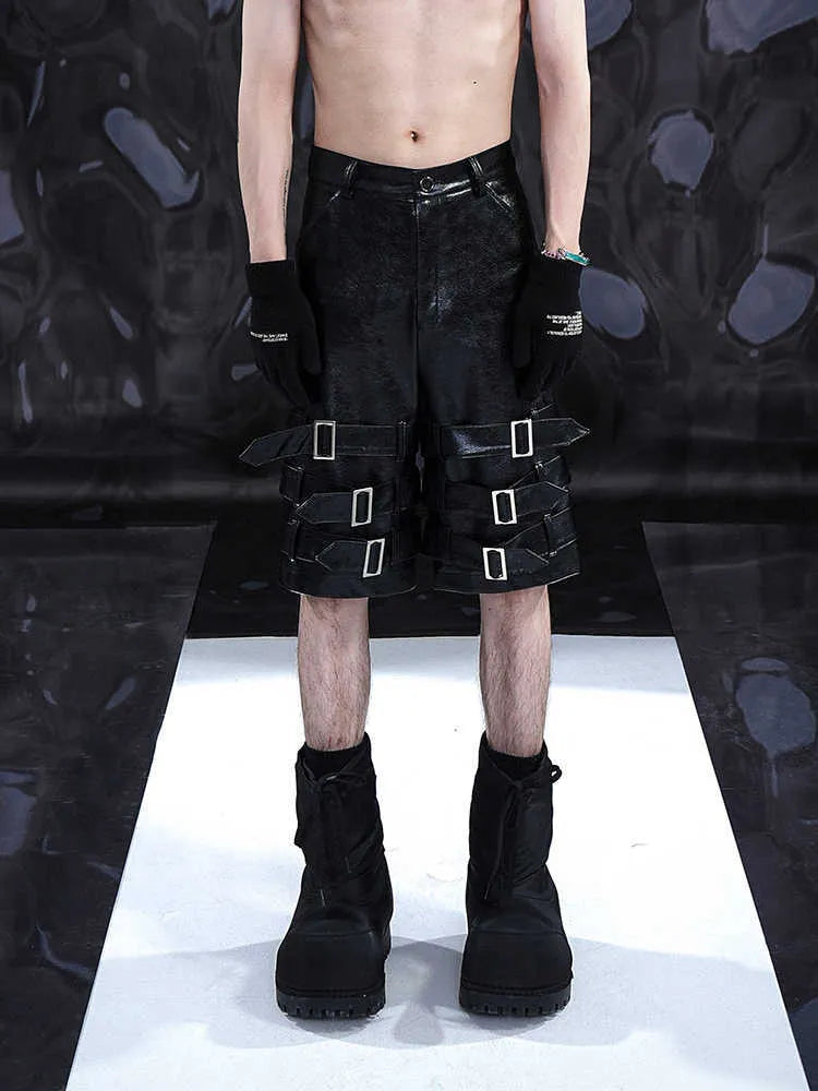 Men's black PU leather cropped shorts with leather ring detailing and medium-low waist design