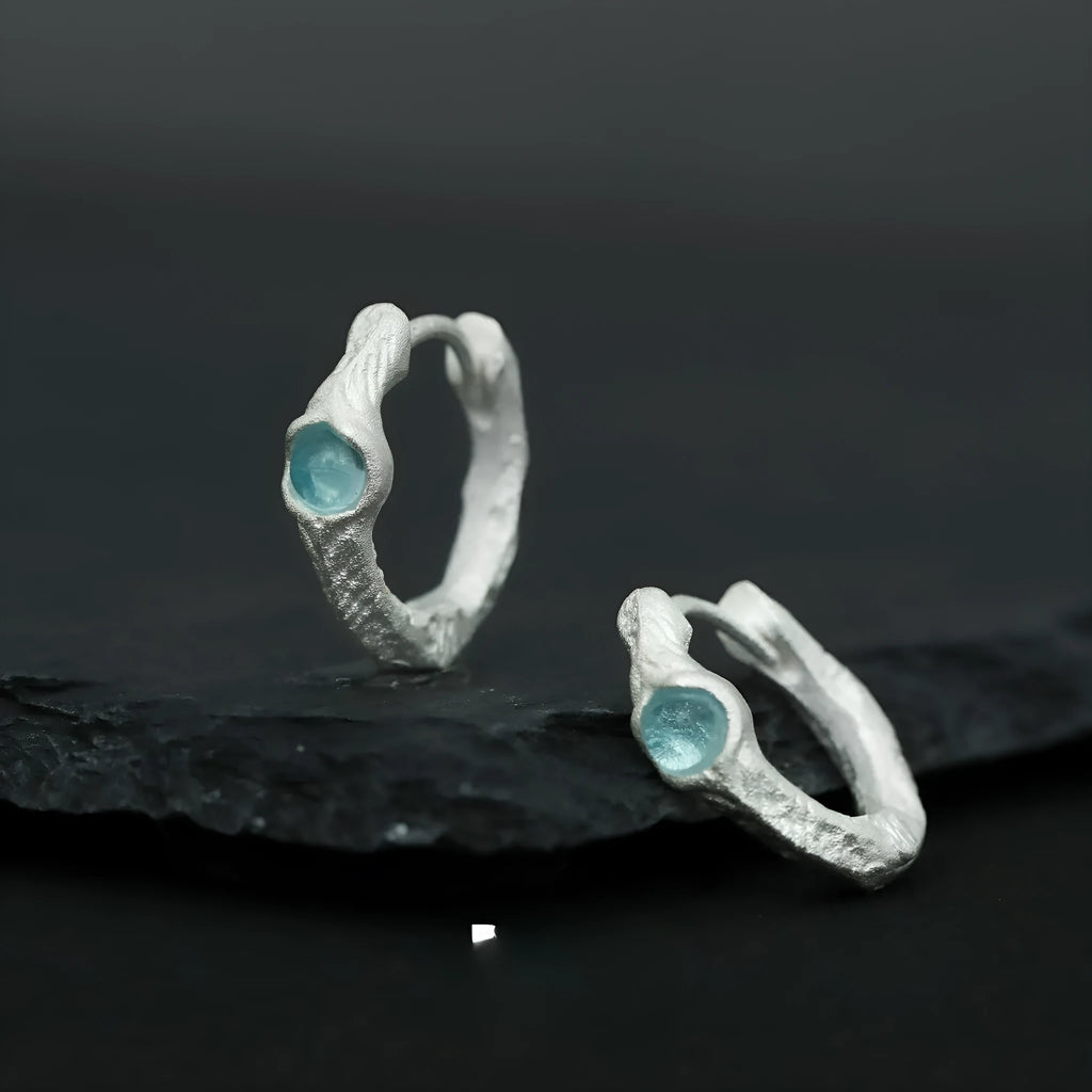 925 silver geometric ear clip with circular design in burnt silver finish