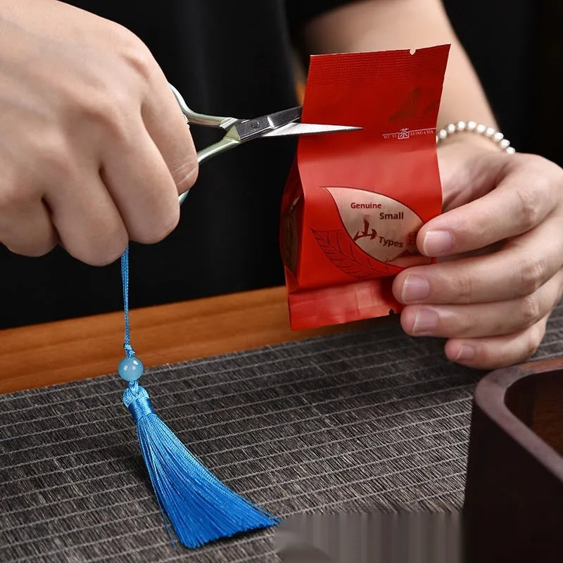 Mini stainless steel tea bag scissors for tea ceremony thread ends, available in gradually varied pink or silver
