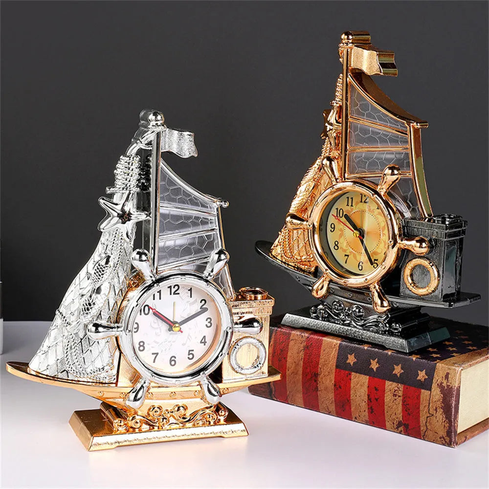 Gold or silver fashion analogue bedroom clock with plastic casing