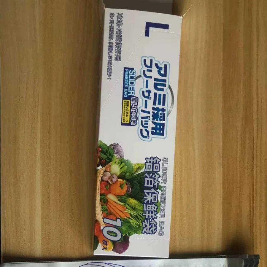 Set of three aluminium foil sealable fresh bags in small, medium, and large sizes with ziplock closures.
