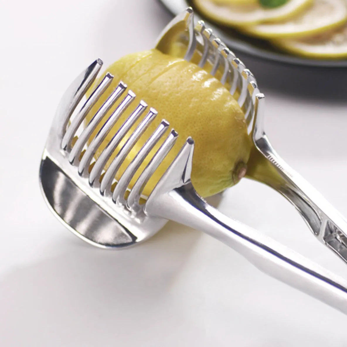 Silver plastic lemon slicer kitchen tool, 140g, for fruit and vegetable slices and cake cutting