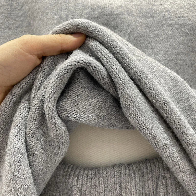 Women's loose-fitting long sleeve sweater and knitted wide leg shorts two-piece set in neutral colours