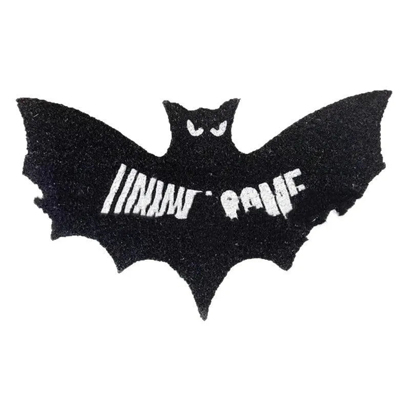 Bat-shaped coconut palm mat in plastic, 40x80cm, decorative bat mat for doorway or entryway