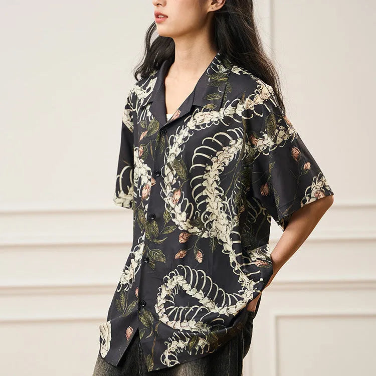 Men's short sleeve Cuban collar shirt with snake bone floral pattern in loose fit