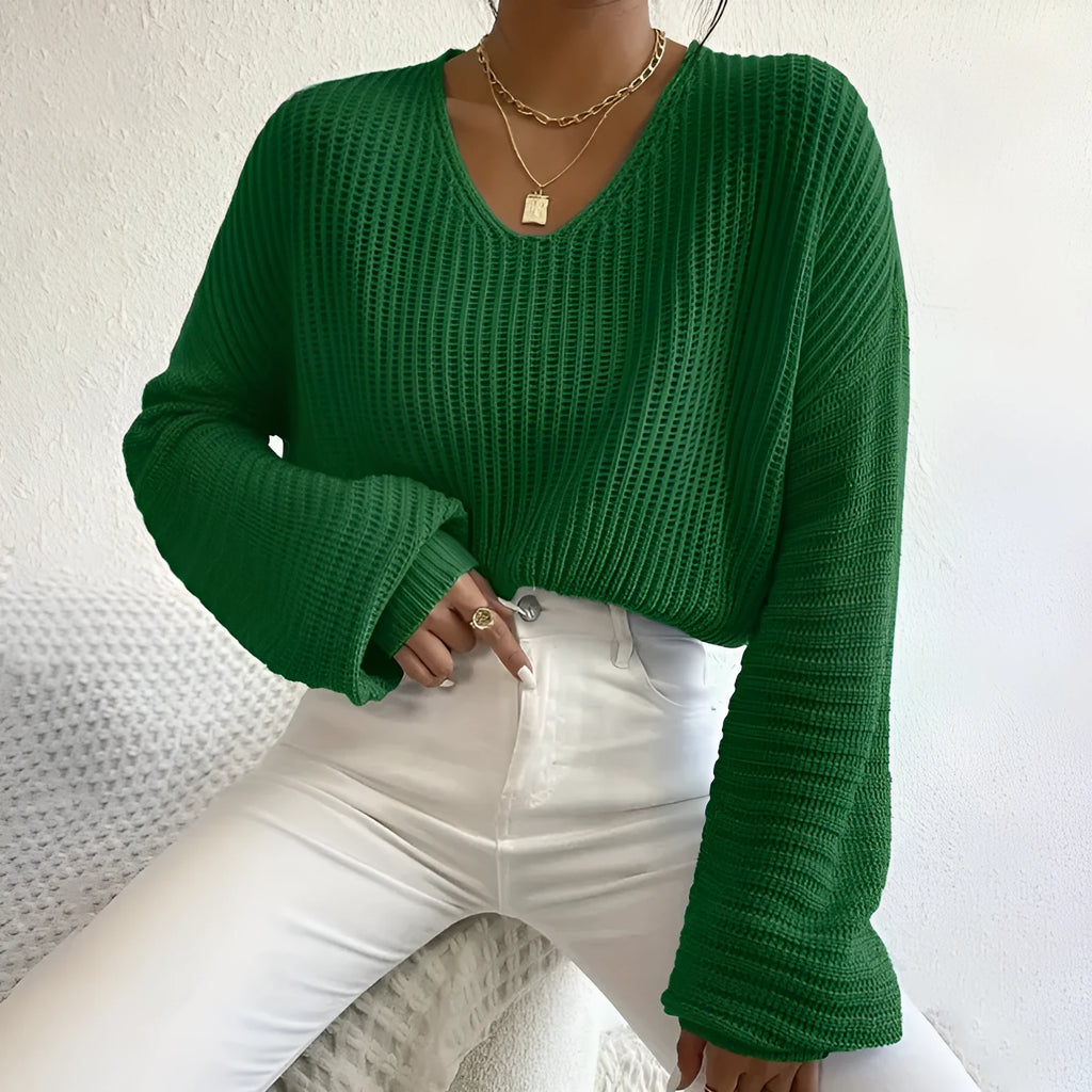 Women's solid colour long sleeve pullover in polyester fabric casual top
