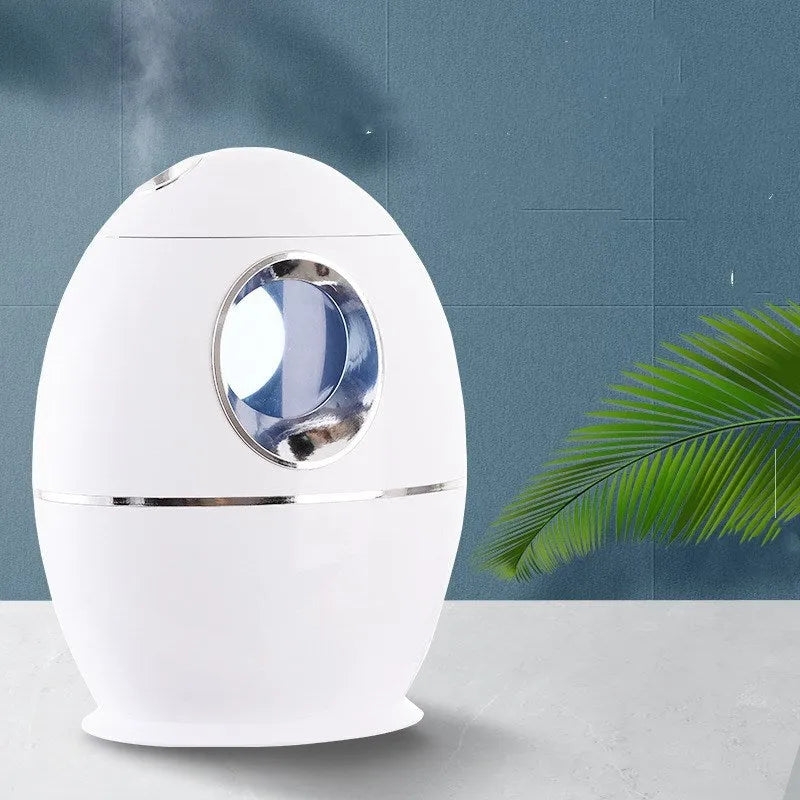 White columnar USB-powered humidifier with 2.5 litre tank for large rooms up to 60 square metres