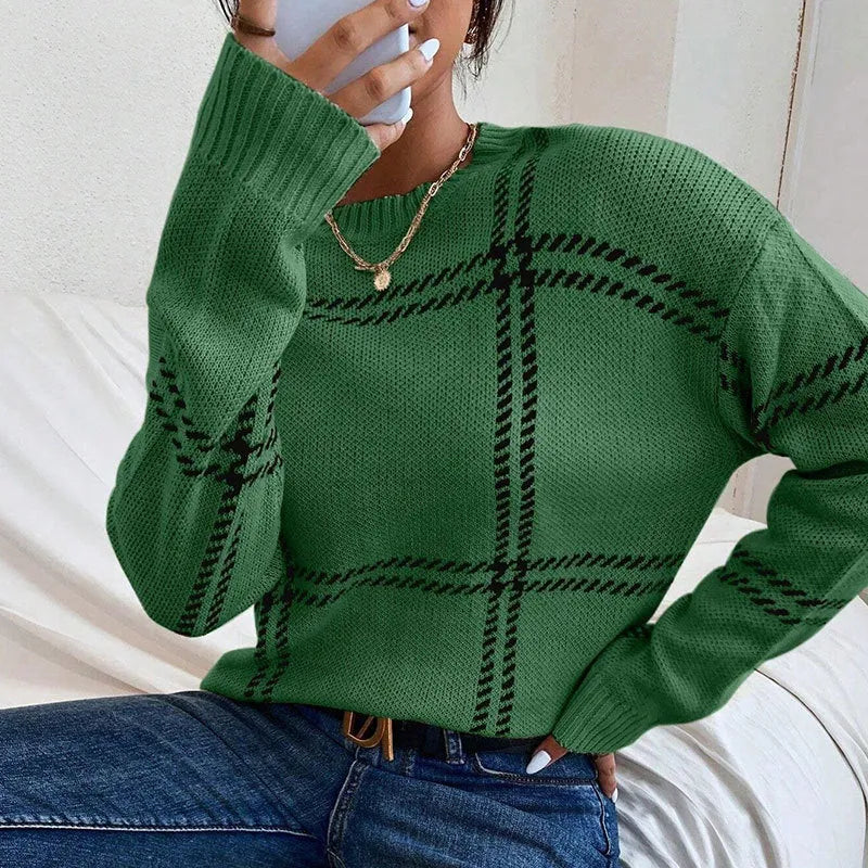 Women's loose-fit plaid colour-block crew neck pullover sweater in acrylic.
