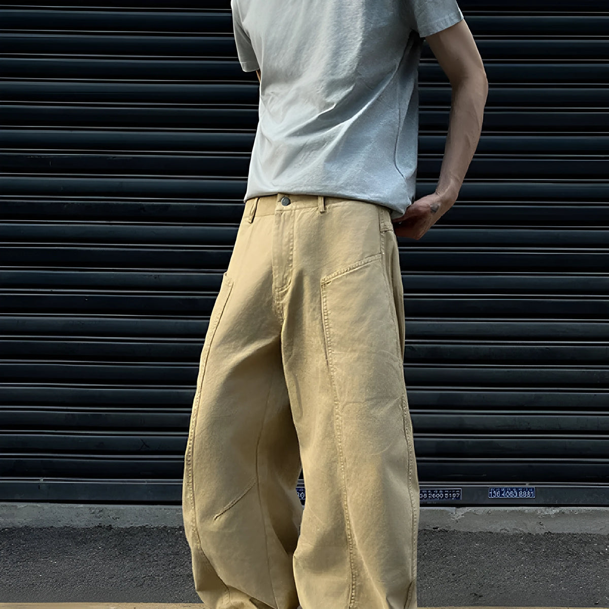 Men's khaki cotton straight-leg casual trousers in American retro style