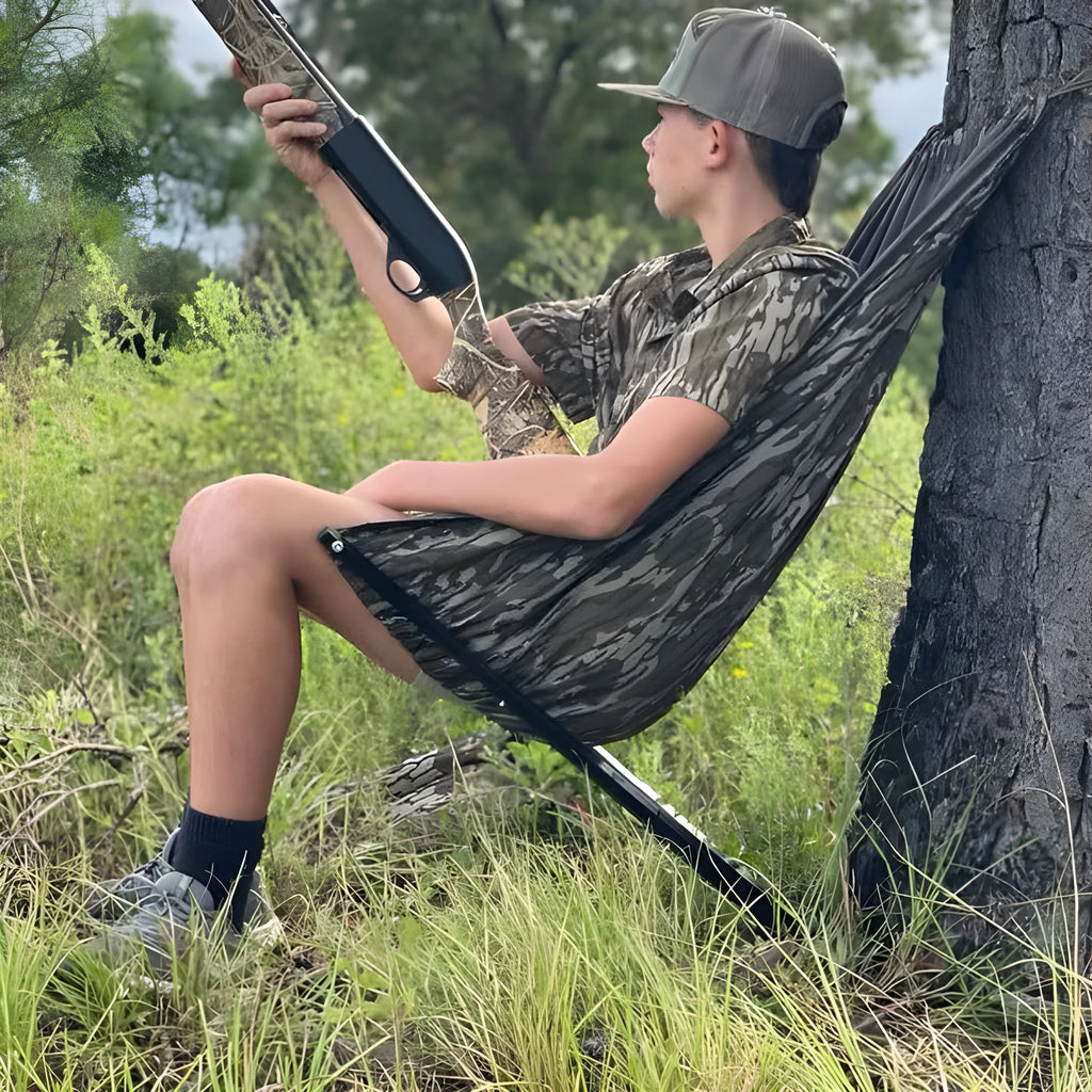 Fanatic Outdoor low hunting chair, high carbon steel folding seat in Moso Oak Original Lowland or Moss Oak Green Leaf