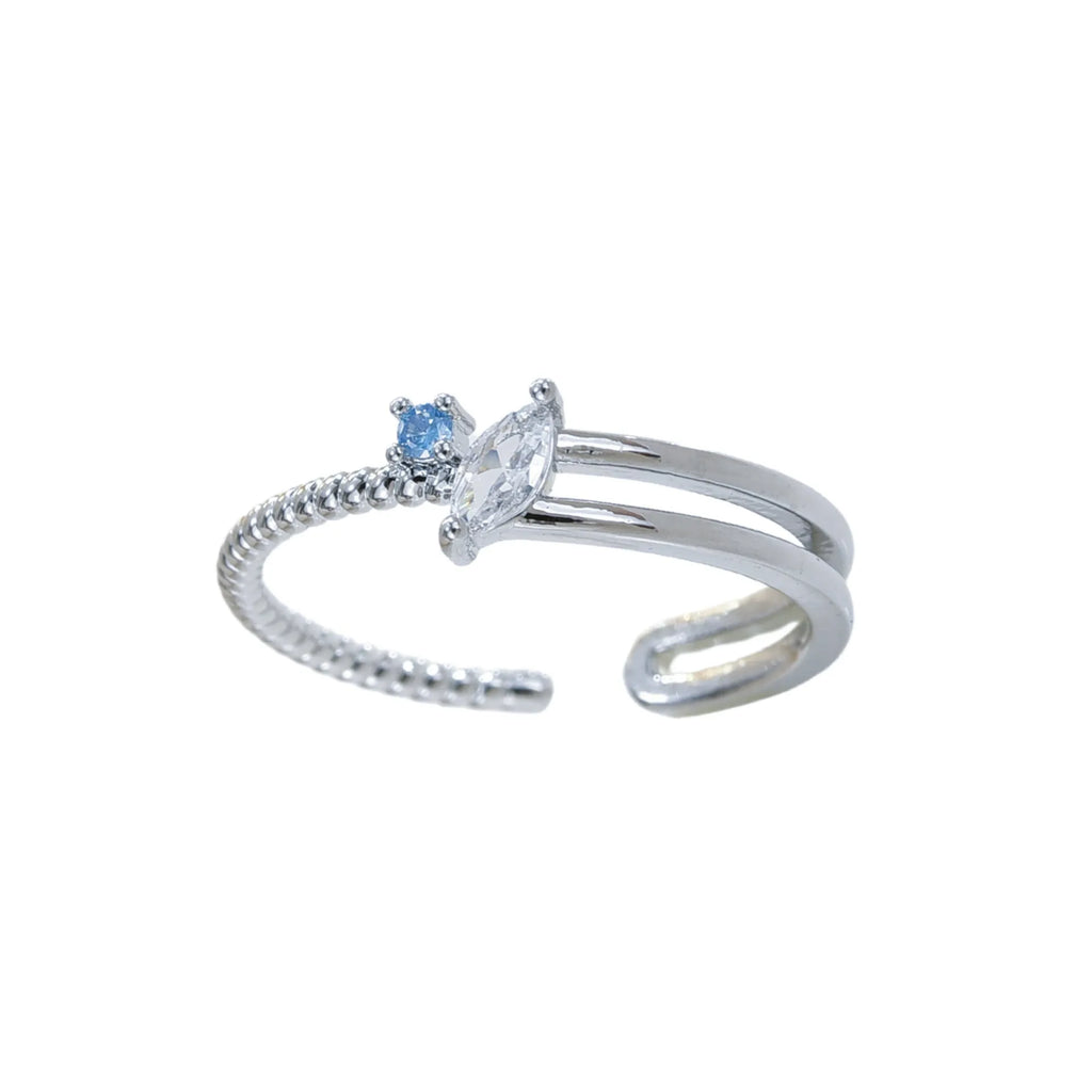 Adjustable copper ring for women with gold or silver electroplated finish and geometric line design