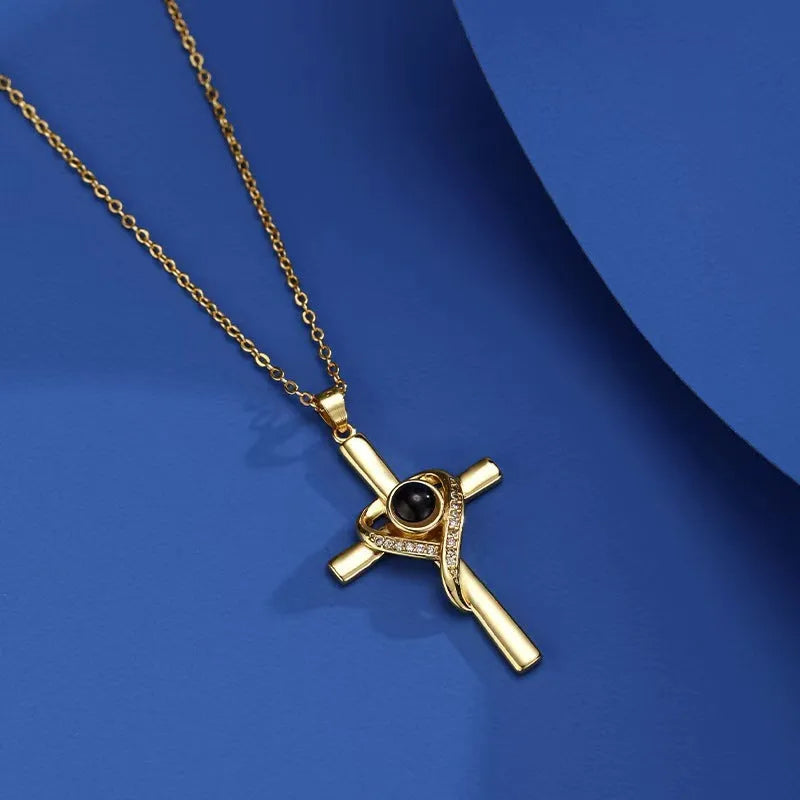 Heart and cross projection necklace in UV gold, silver or rose gold plating on copper