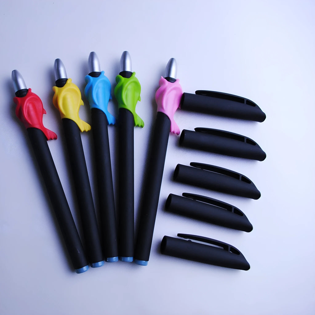 Blue automatic fading pen with 0.5mm tip showing complete set with eight ink cores