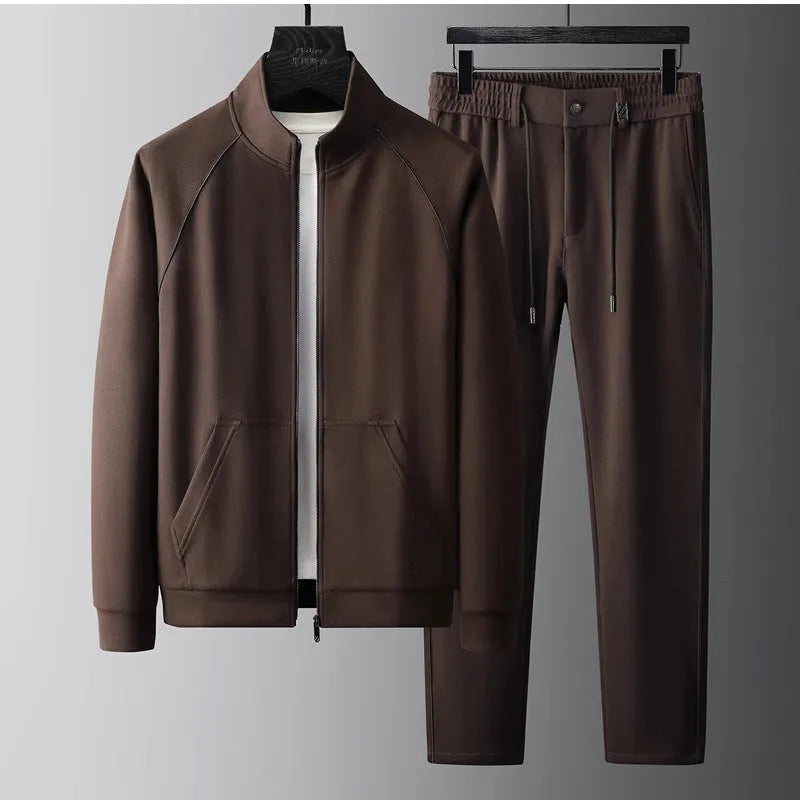 Men's stand collar sports suit in slim fit with coat and trousers in vinylon fabric