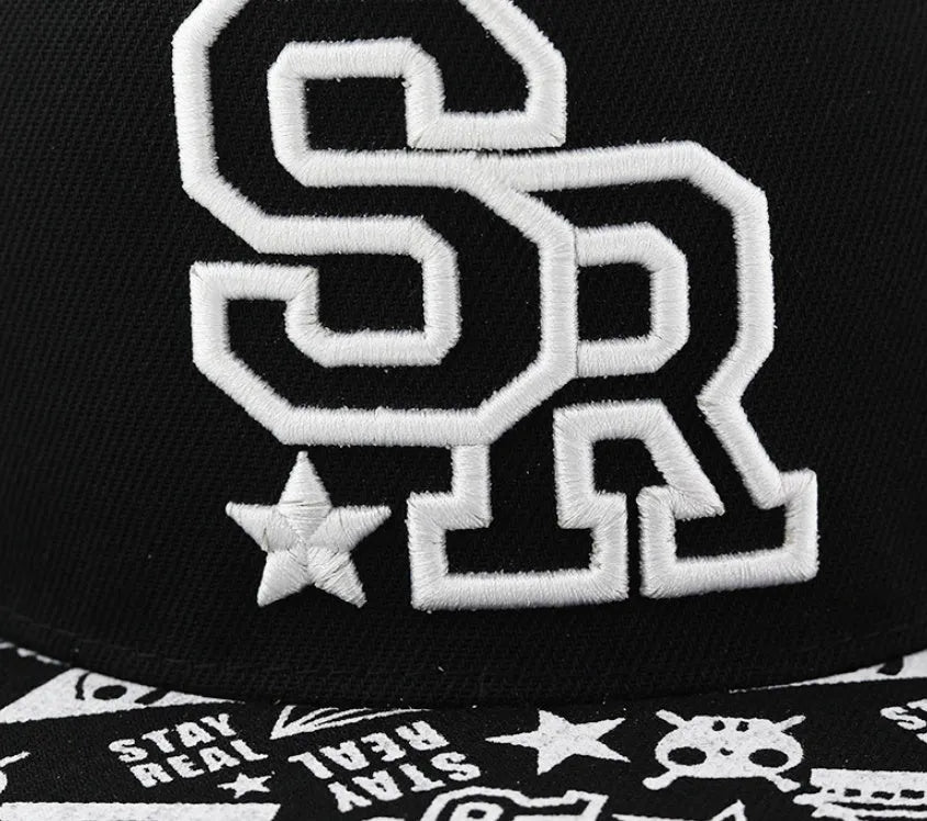 Cotton baseball cap with letter embroidery in black or white with adjustable strap