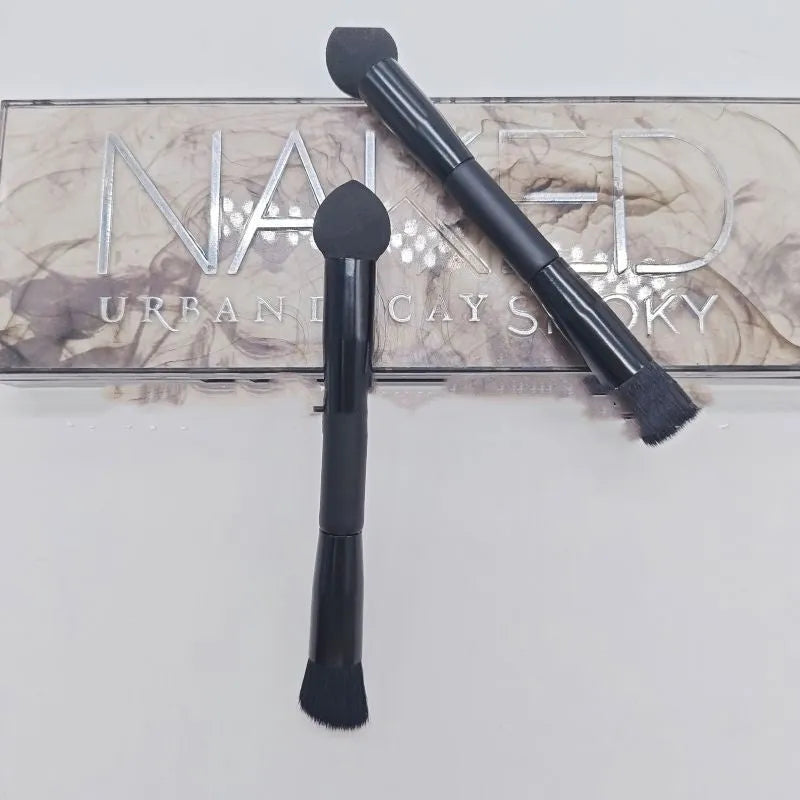 Black sponge concealer brush with wooden handle for dark circle coverage