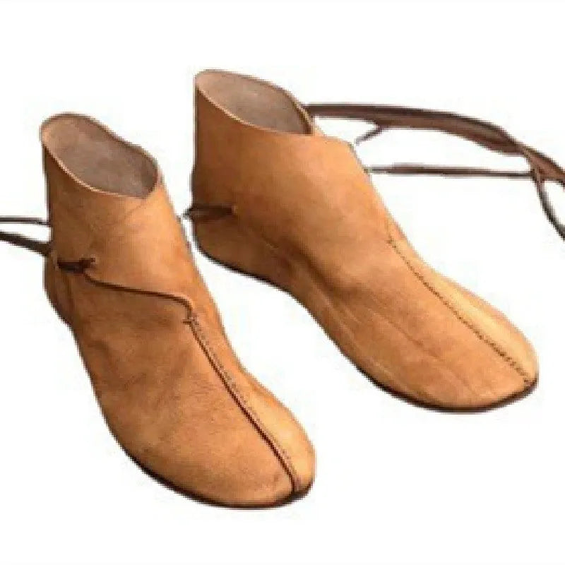 Men's flat heel ankle boots with round toe and lace-up fastening in black or brown, sizes 38-48
