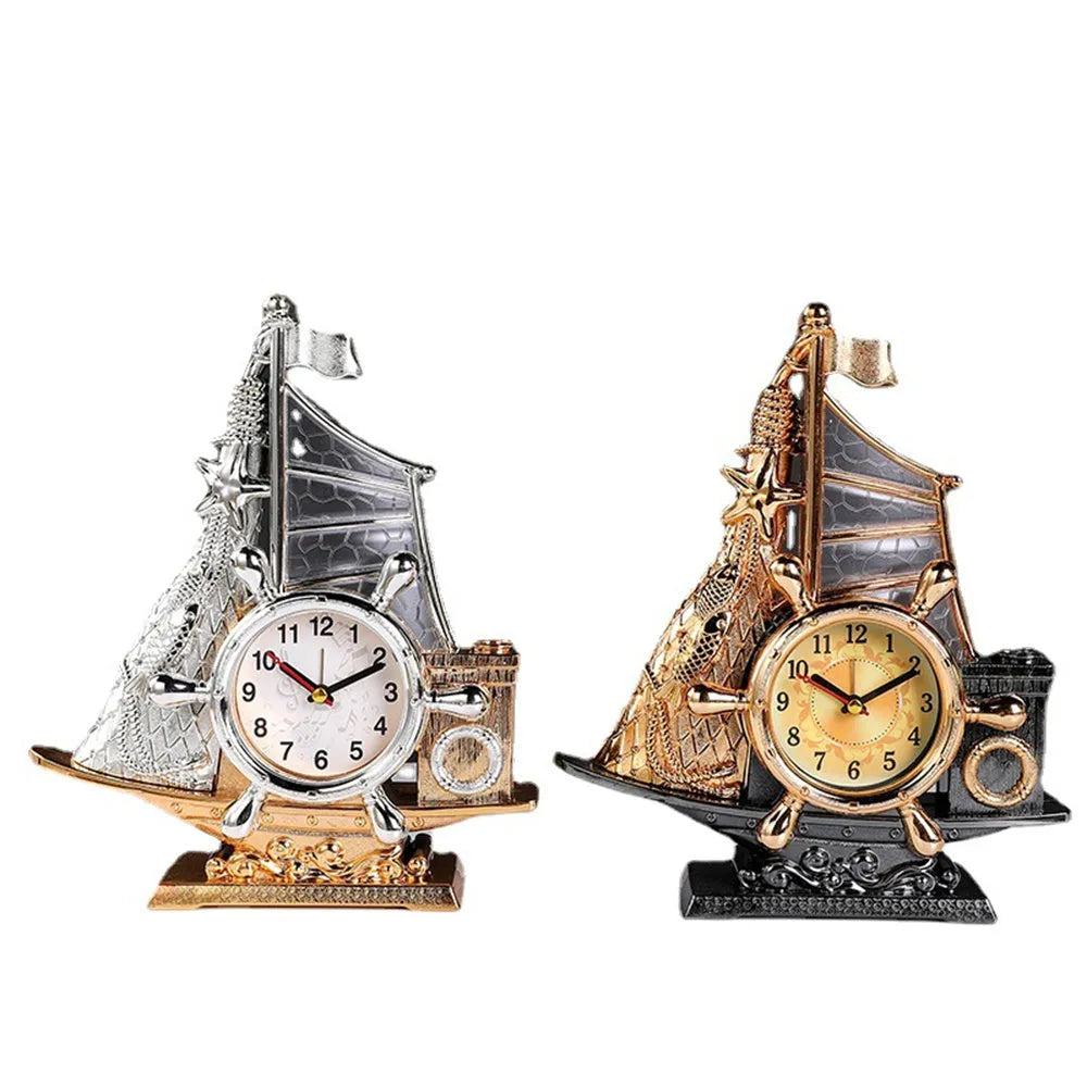 Gold or silver fashion analogue bedroom clock with plastic casing