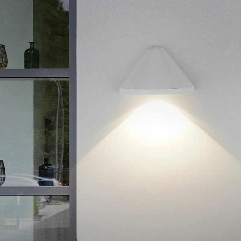 12W black or white waterproof LED door spotlight for indoor and outdoor wall lighting, 3000K/4000K/6000K