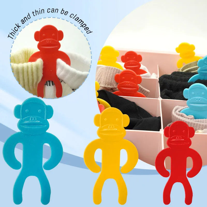 Plastic socks clips in blue, yellow and red colours for machine wash anti-winding storage