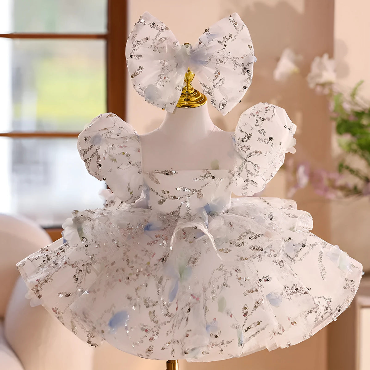 Girls' princess dress costume in M9232 picture colour with matching bow, available in heights 80cm to 150cm