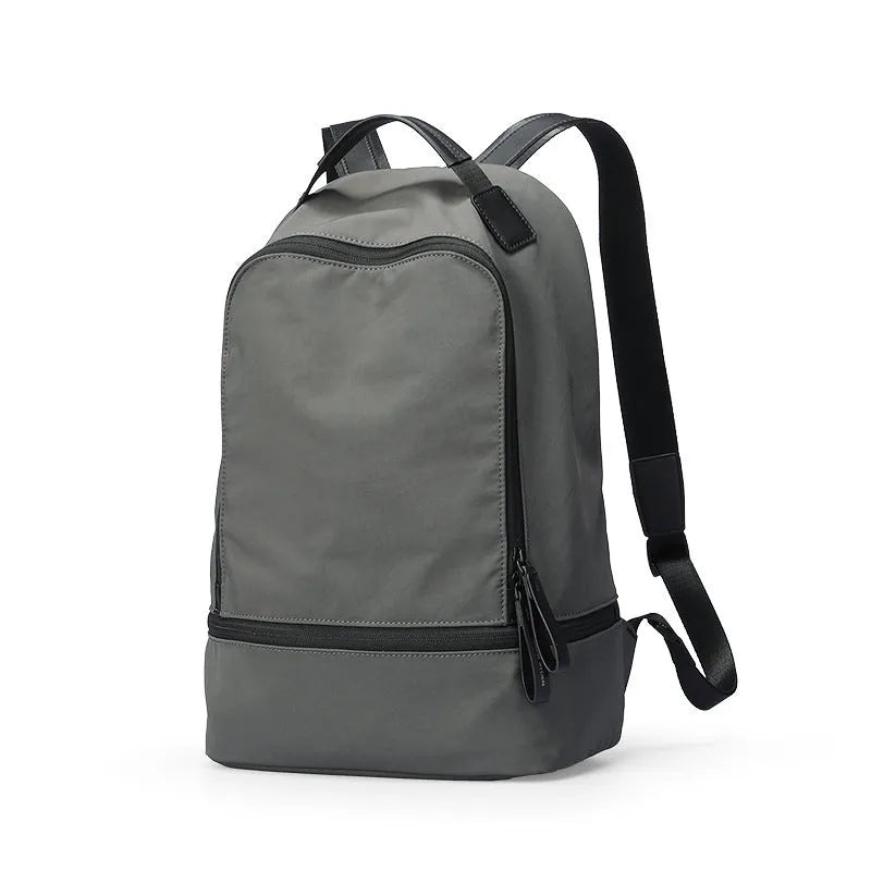 Marco Leideng solid colour ultra-light Oxford cloth backpack with 20L capacity.