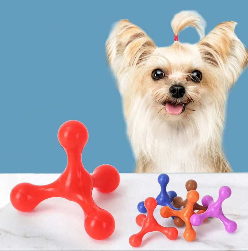 Beef-flavoured silicone chew toy for small and medium dogs with three-legged design