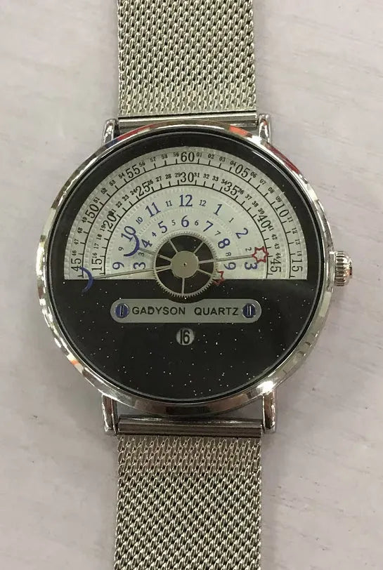 Men's gold and silver sports watch with round 40mm dial, mineral glass, and stainless steel or leather strap options