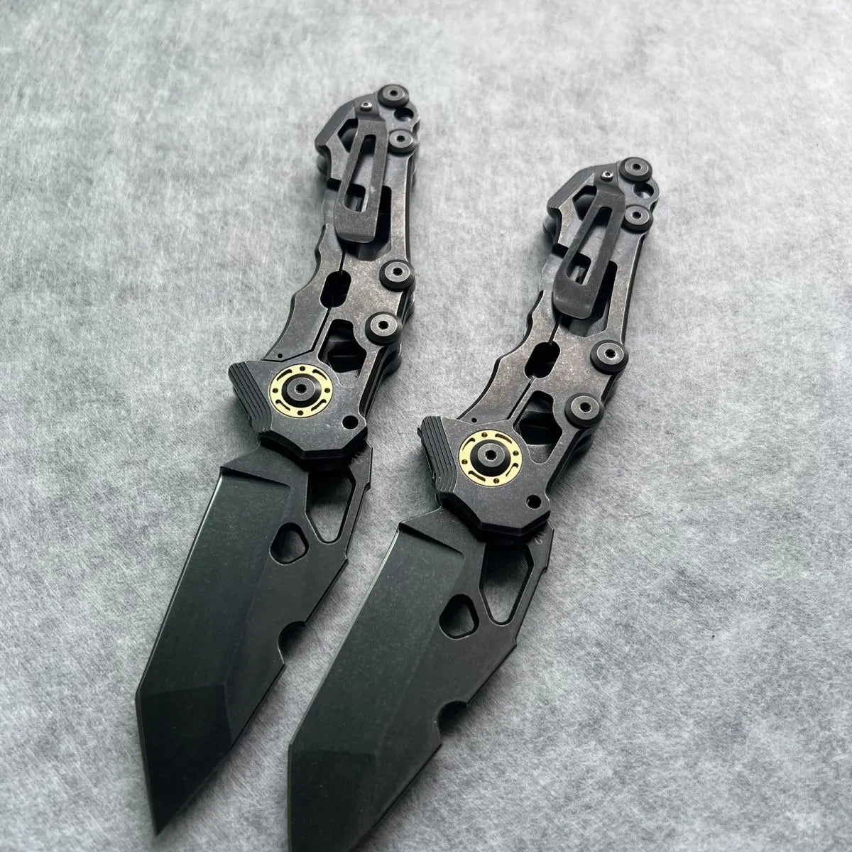 D2 steel folding knife with 9cm blade and 120mm handle for outdoor camping and hiking