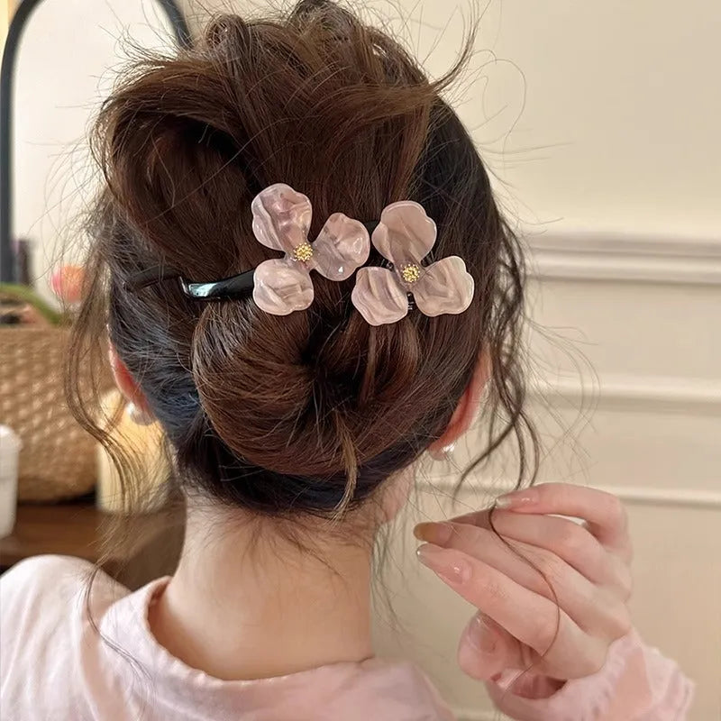 Retro flower acrylic bobby pin with petal design in blue colour for updo hairstyle