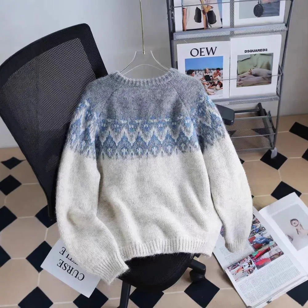 Women's loose-fit jacquard knit sweater coat in beige, brown, or navy blue.