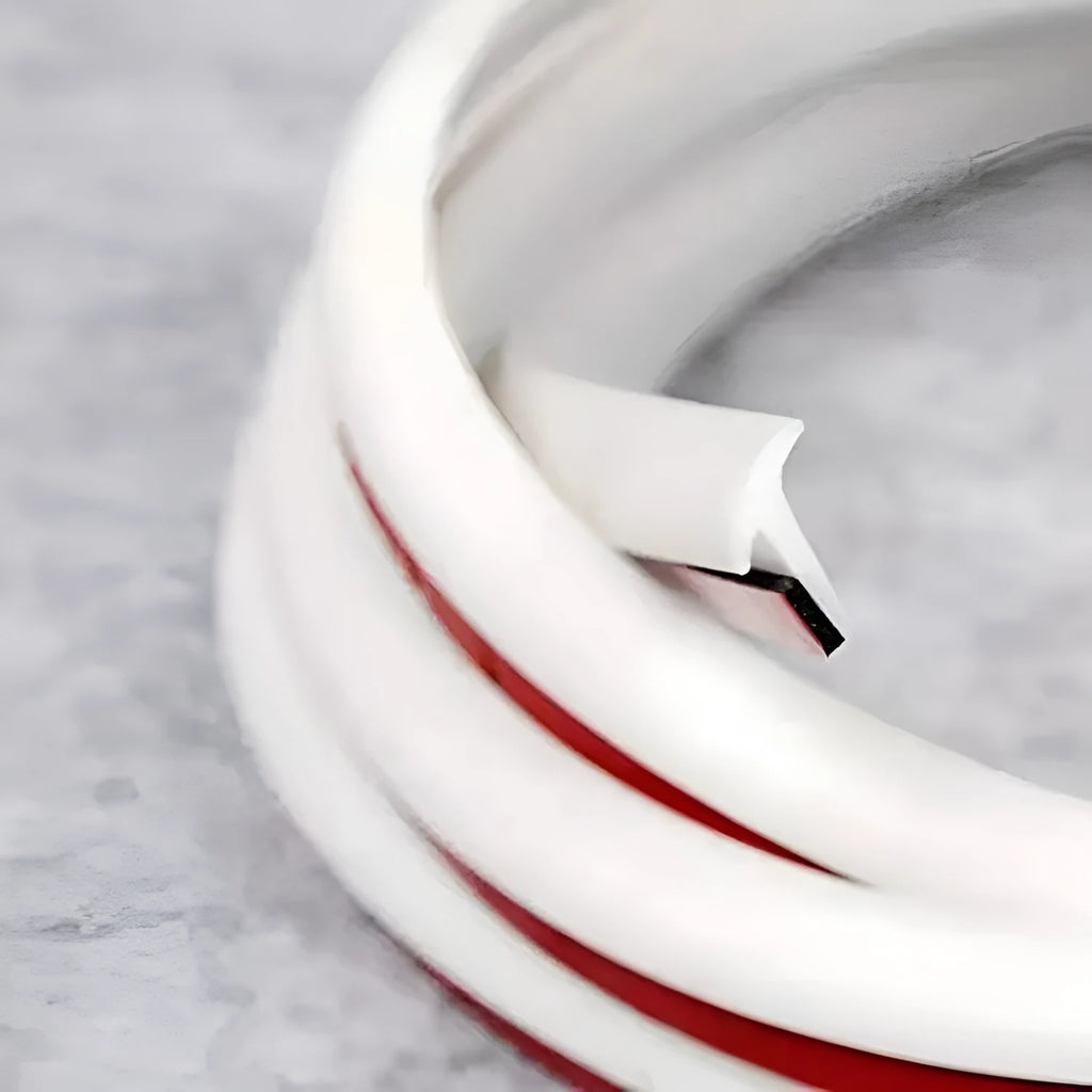 Black universal TPE seal strip for automotive and machinery gap filling applications